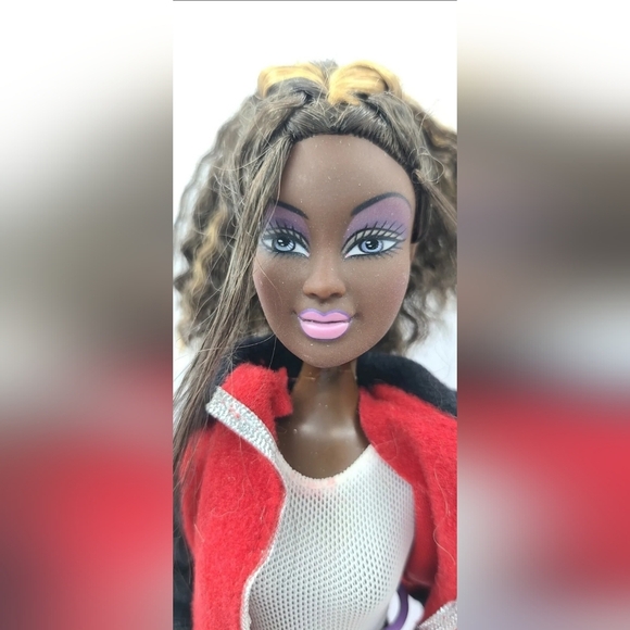 2003 Mattel Flavas Kiyoni Brown Doll #C1963 - Picture 2 of 7